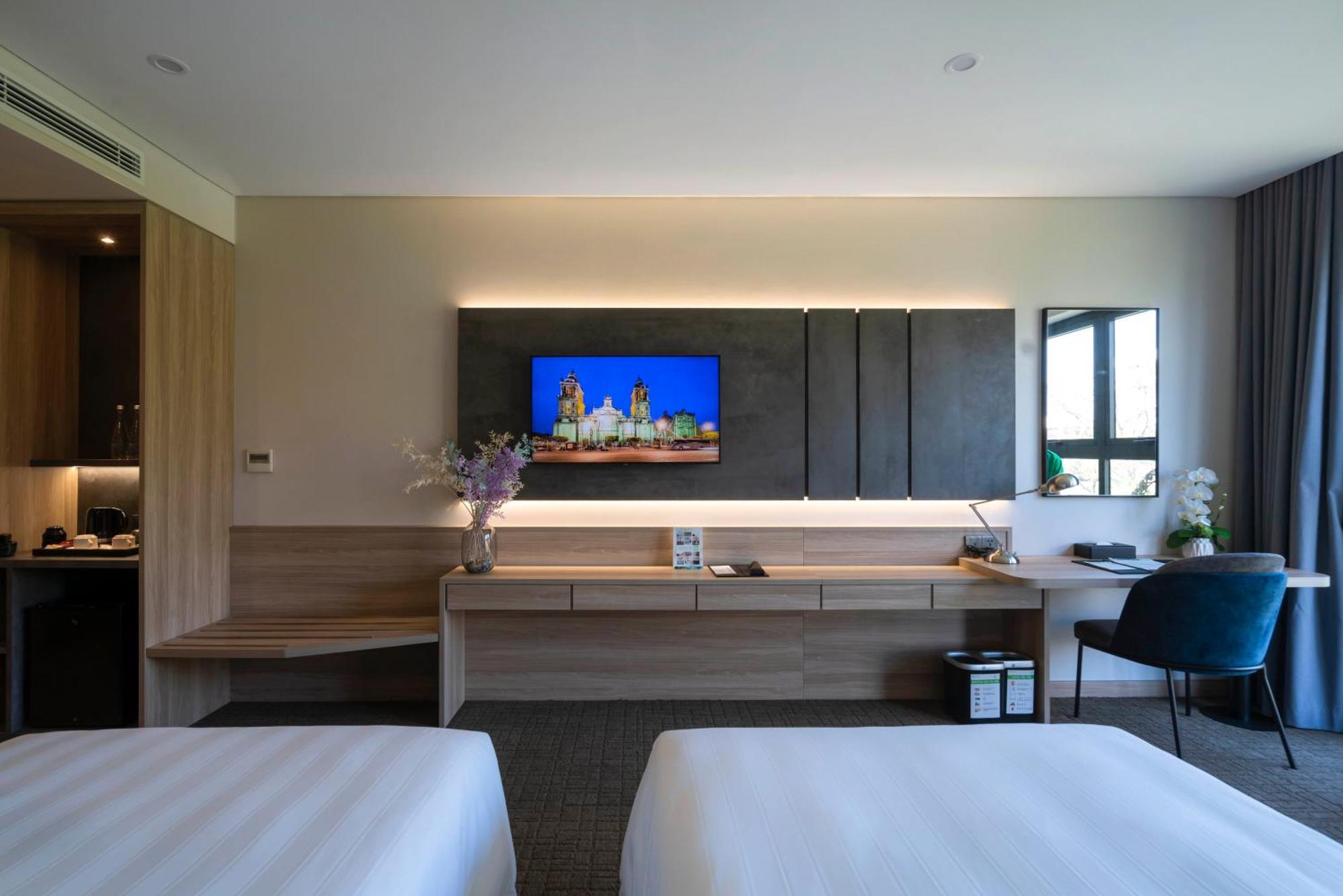 Hotel Wyndham Garden Legend Halong Hạ Long Exterior foto