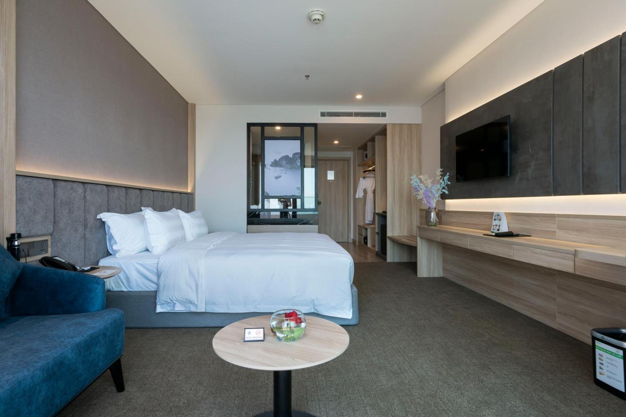 Hotel Wyndham Garden Legend Halong Hạ Long Exterior foto